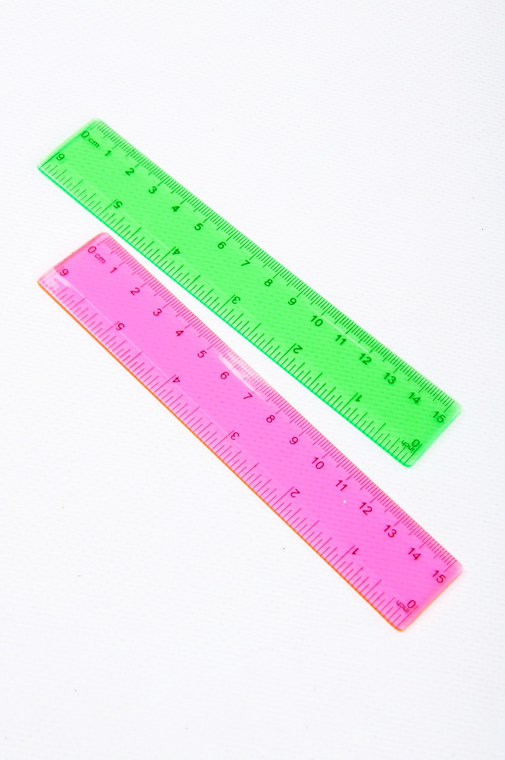 Лінійка, 15 см, пластикова